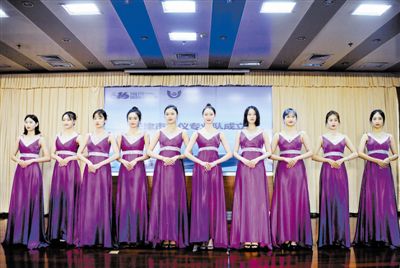 專業禮儀隊服務消費季 軟件開發賦能高效運營